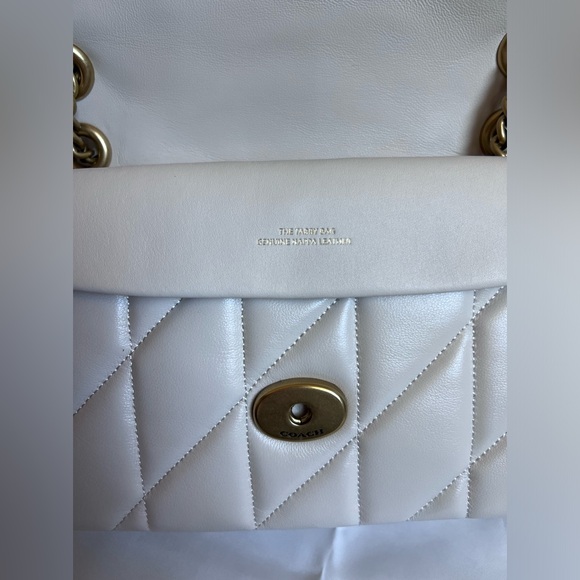 Coach Tabby Shoulder Bag 26 With Pillow Quilting - Picture 10 of 11